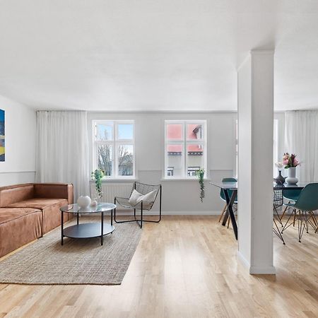 Downtown Reykjavik Baldursbra Holiday Home 外观 照片