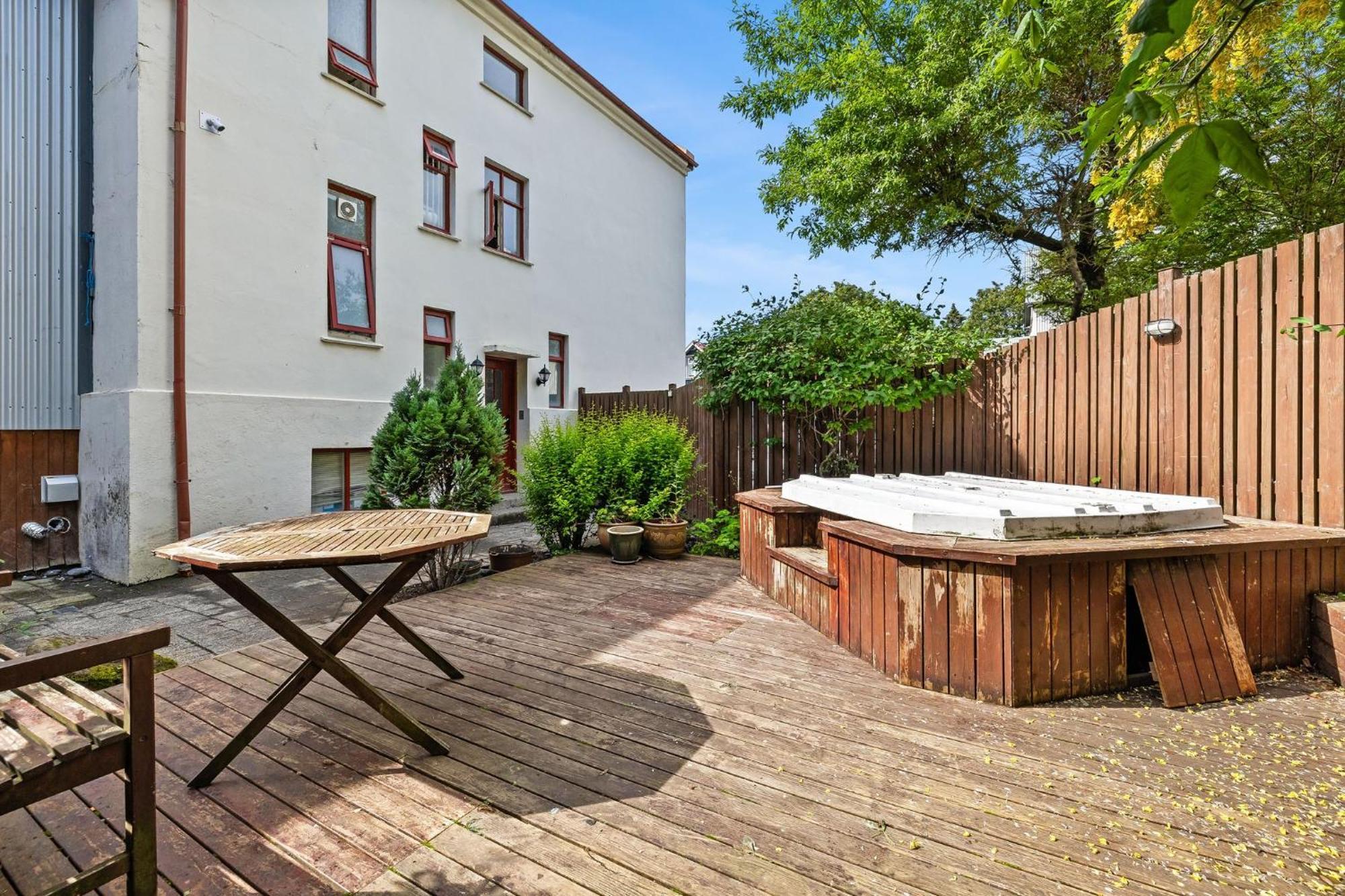 Downtown Reykjavik Baldursbra Holiday Home 外观 照片