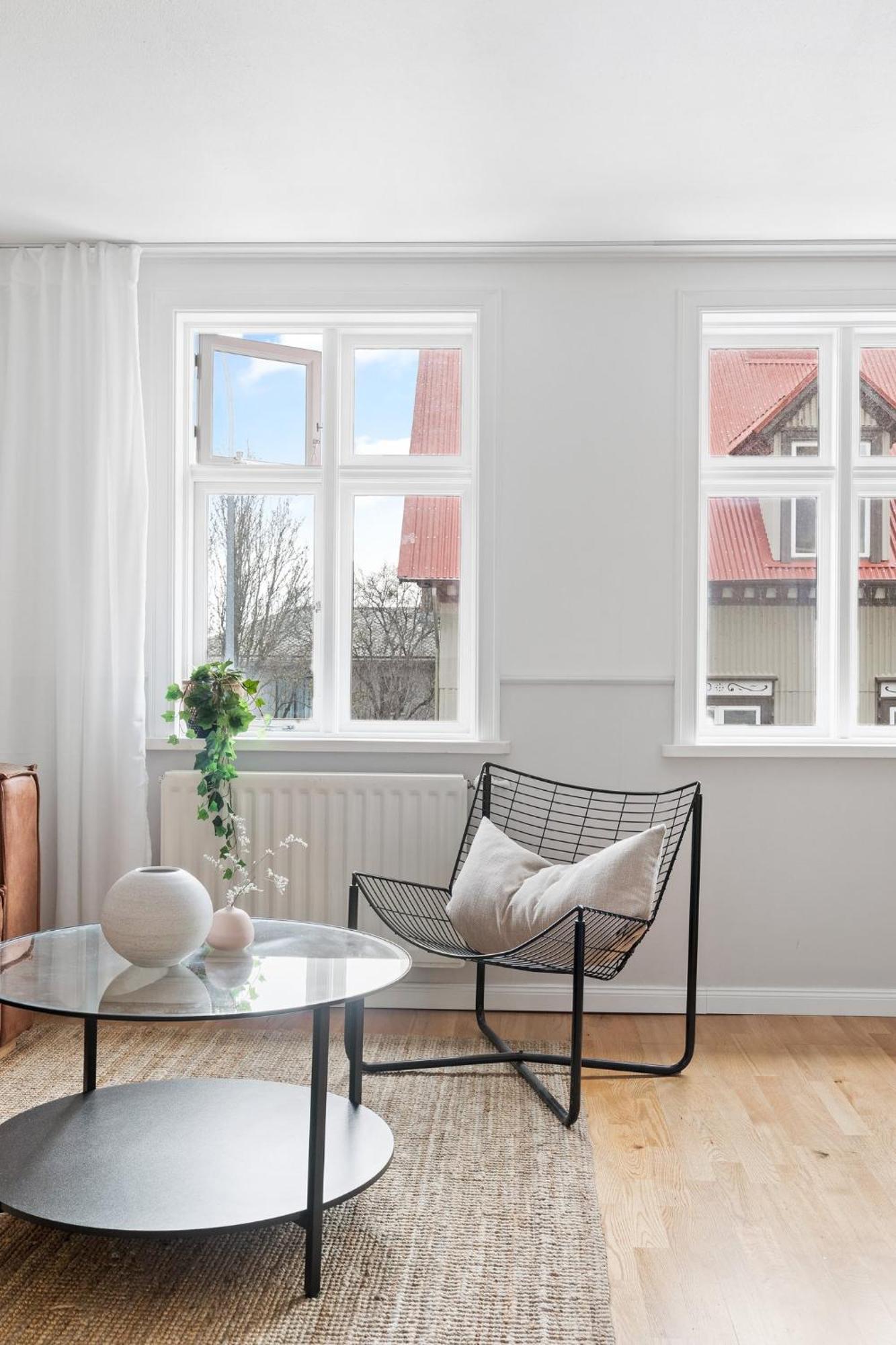 Downtown Reykjavik Baldursbra Holiday Home 外观 照片