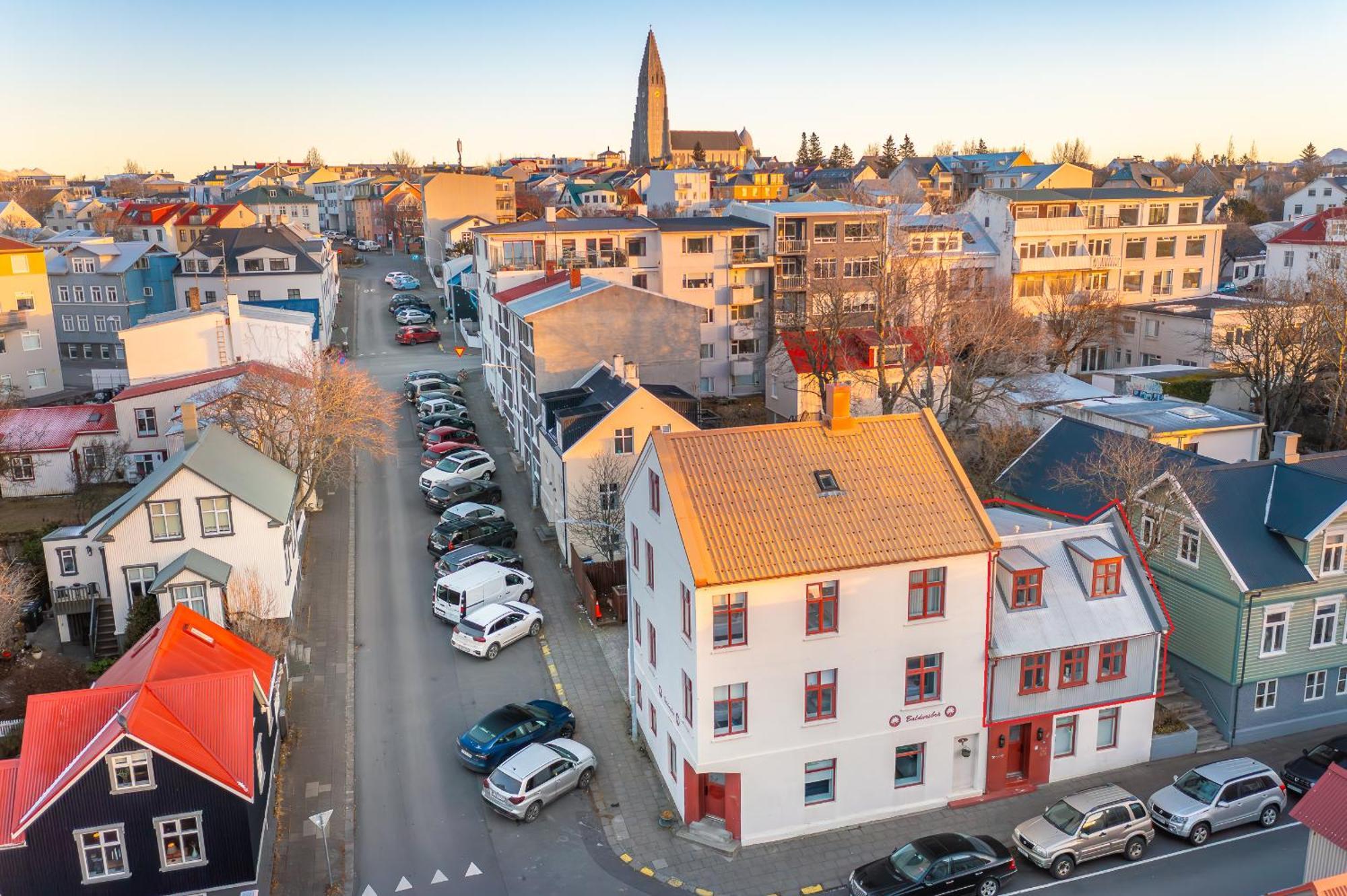 Downtown Reykjavik Baldursbra Holiday Home 外观 照片