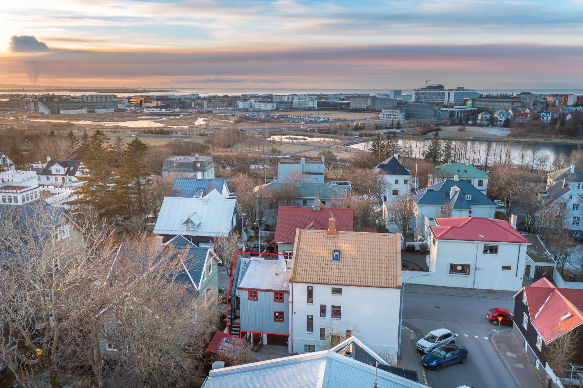 Downtown Reykjavik Baldursbra Holiday Home 外观 照片